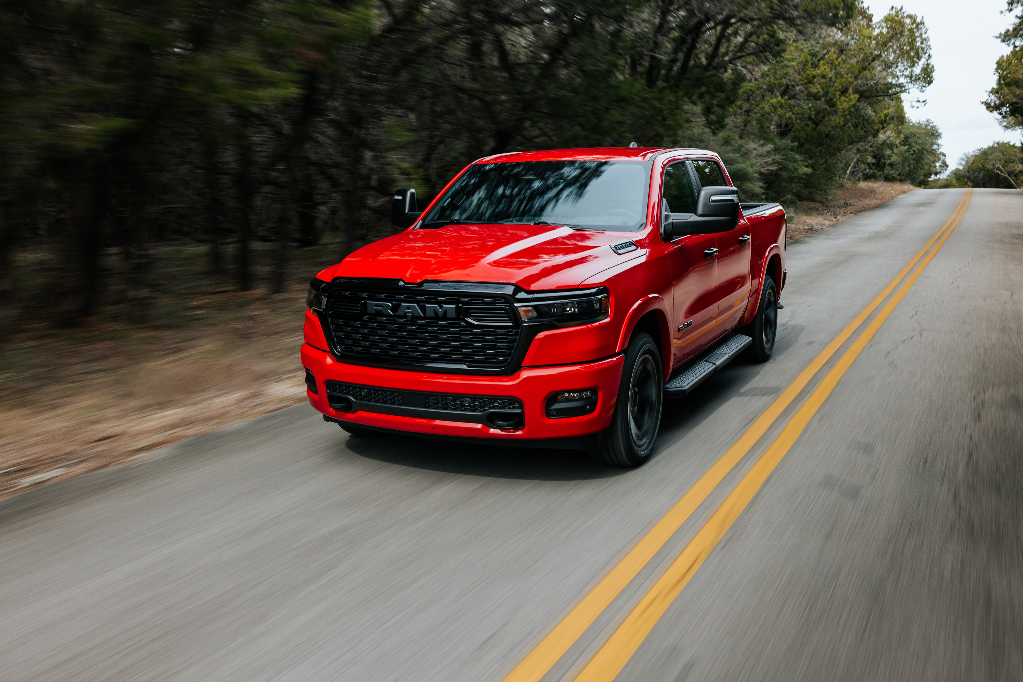 2026-RAM-1500-BigHorn-NightEdition-CrewCab-Truck-L05.jpg